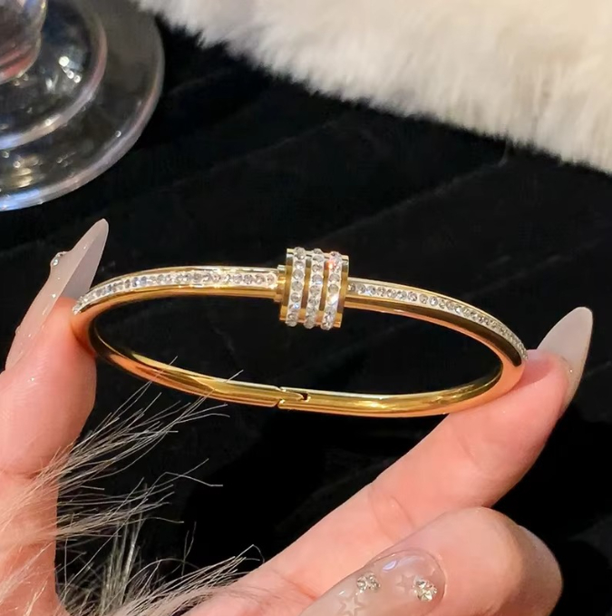 Elegant Zircon Bangle - Detail View