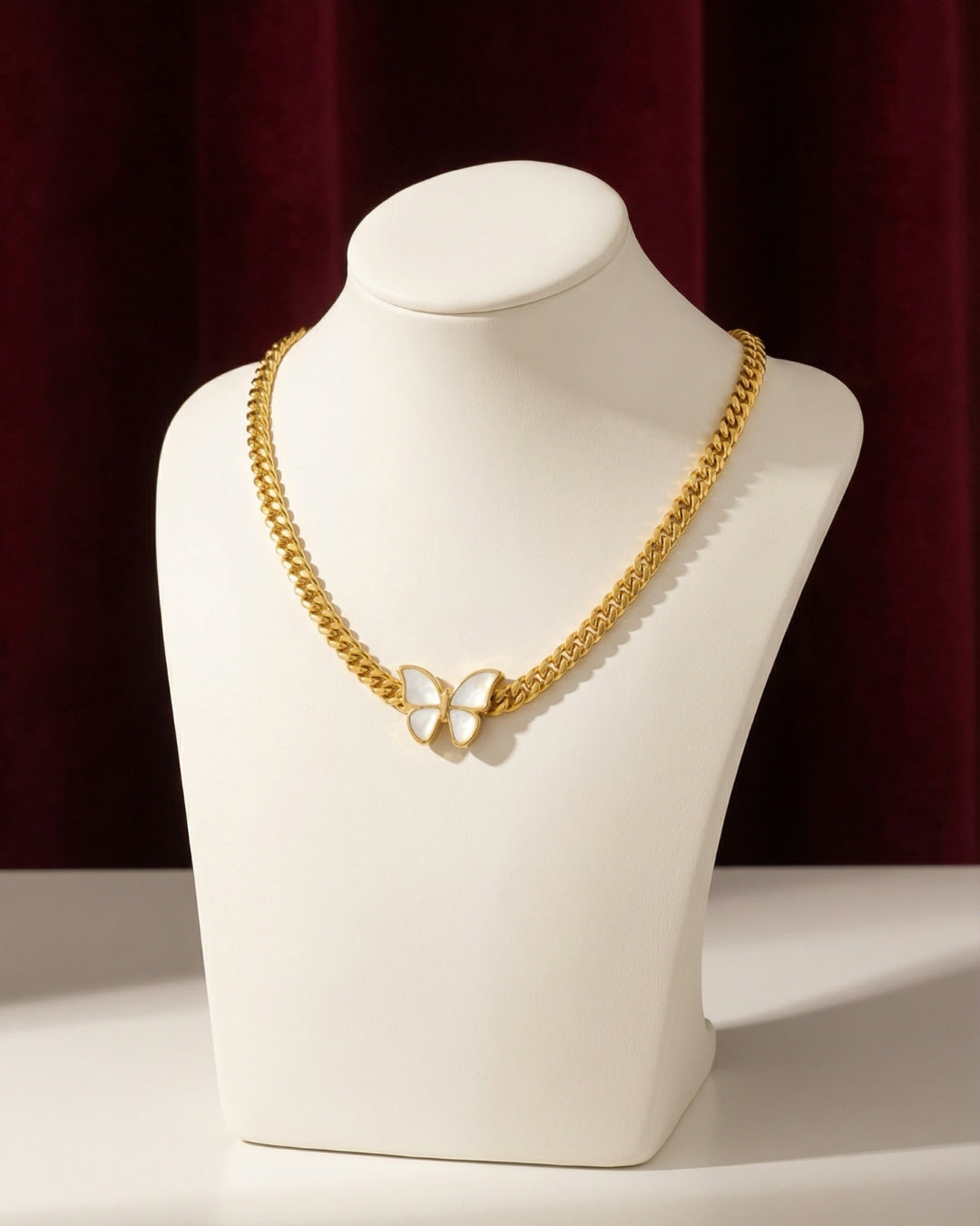 Snake chain butterfly choker necklace