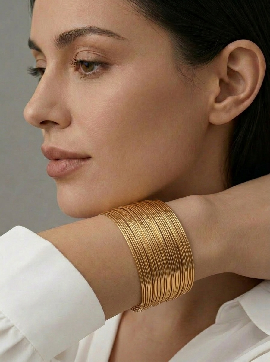 Golden Cuff - Close Up