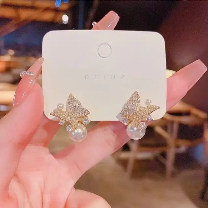Sparkling Butterfly Pearl Earrings