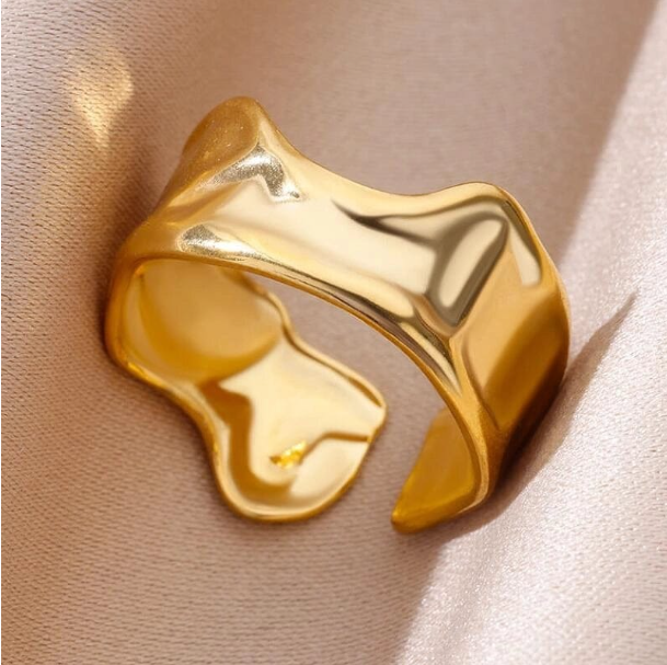Gold Ripple Ring