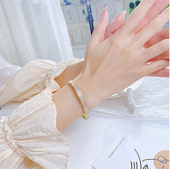 Micro Layered Zirconia Studded Bracelet