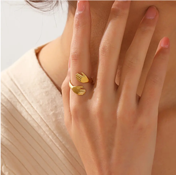 Trendy Hug Ring