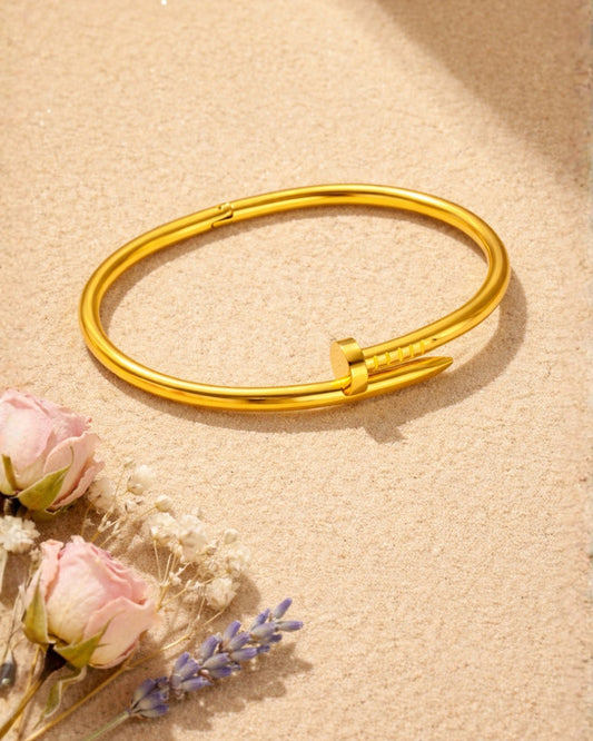 Nail Style Bracelet